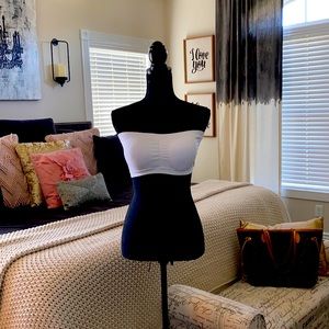 Bandeau bras, (4) total in this purchase! Comfy!